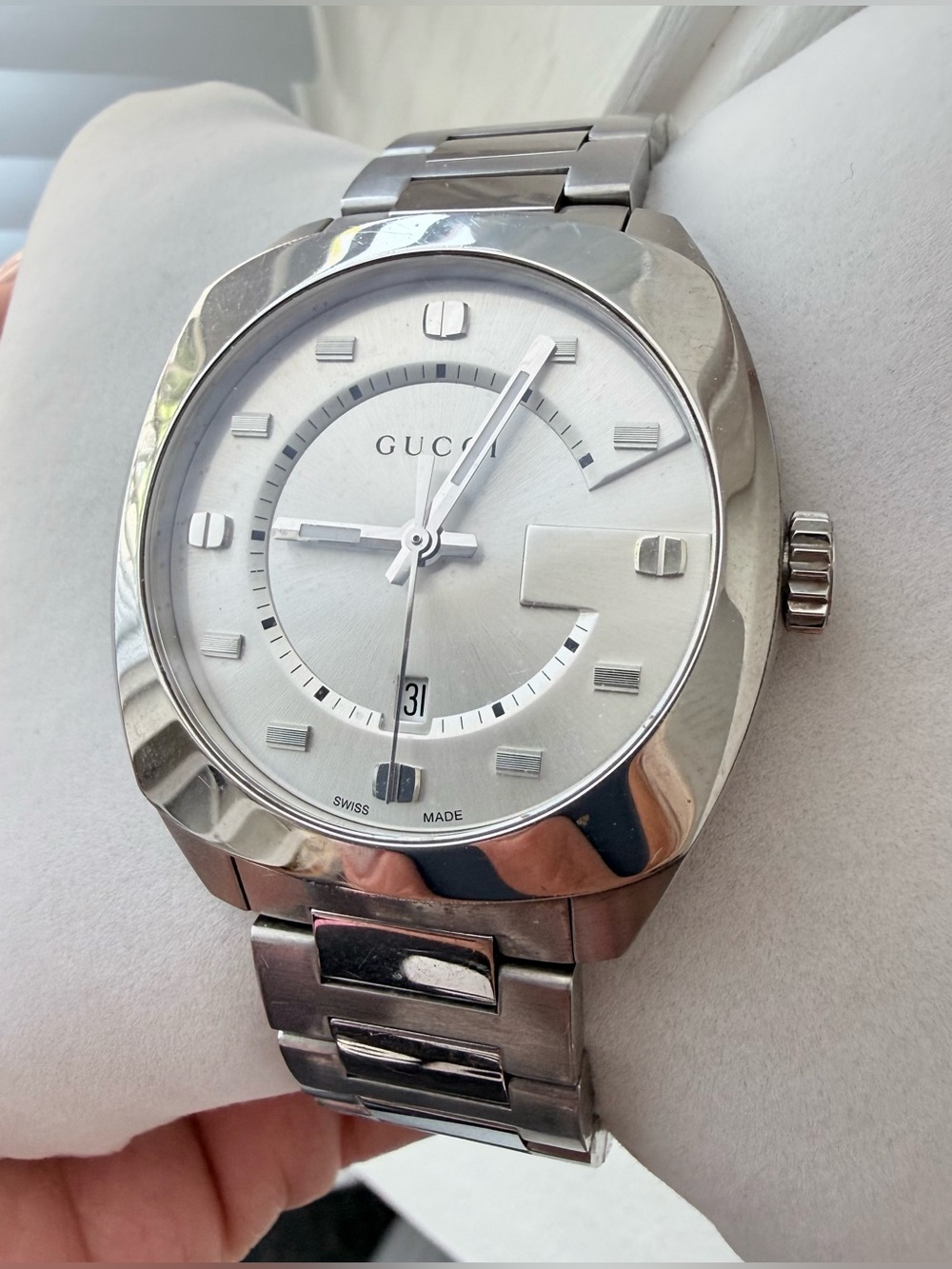 Gucci | Men’s Unisex | GG2570 YA142308 Stainless Steel Silver Watch | Full Set